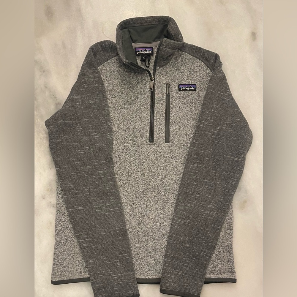 Patagonia Men’s XS Half-Zip in Grey